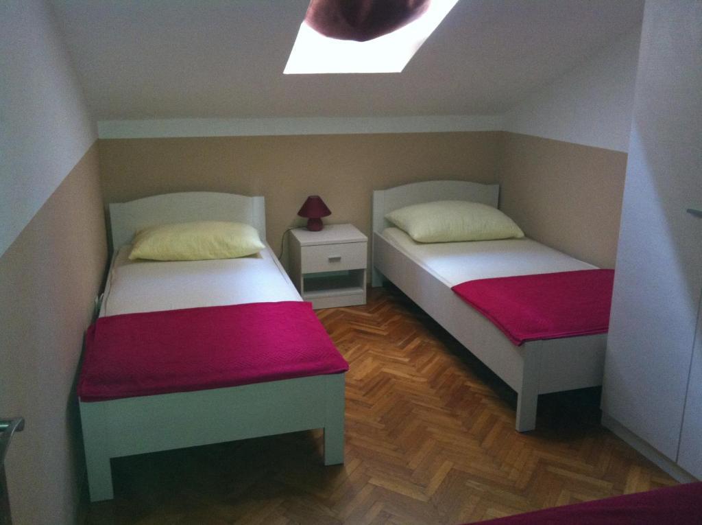 Apartments Husanovic Mokošica Стая снимка
